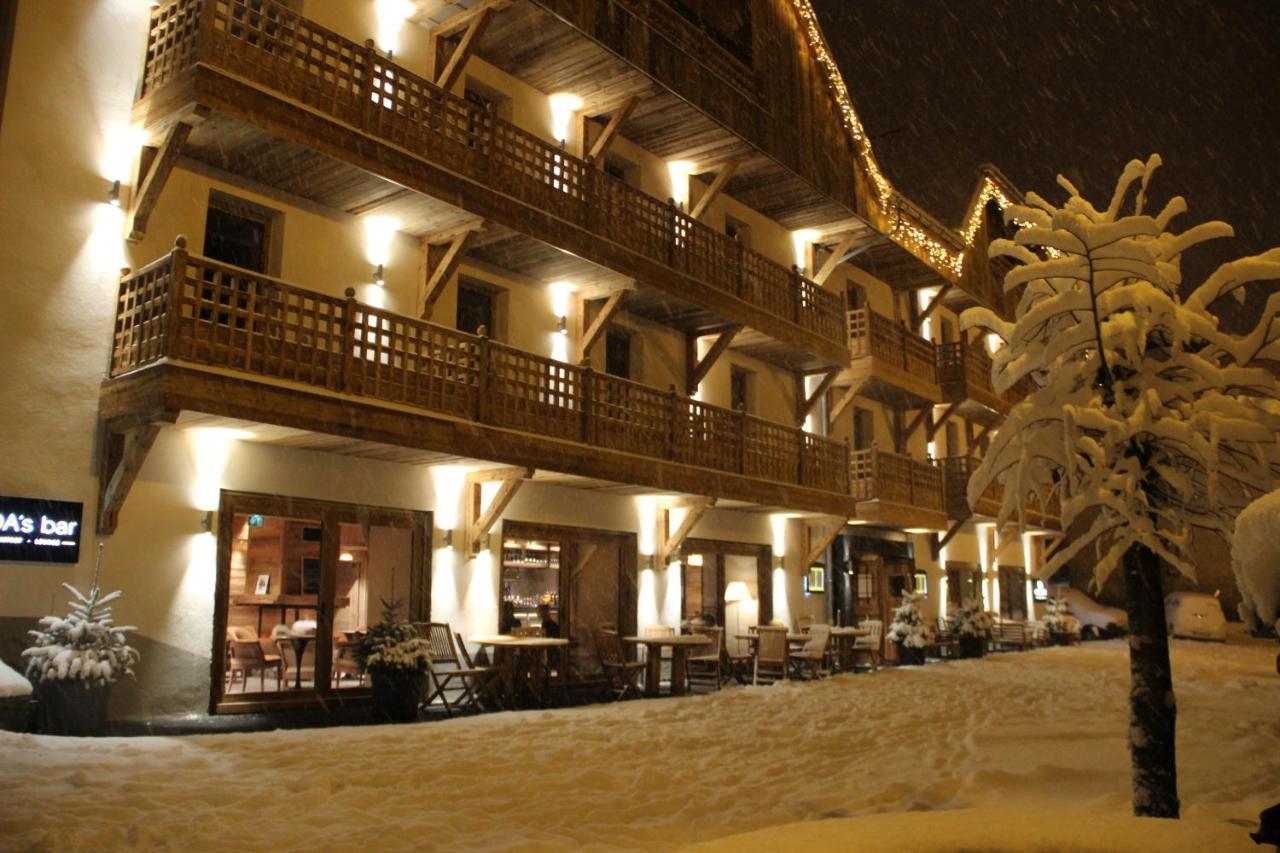 Hotel Le V De Vaujany Exterior photo